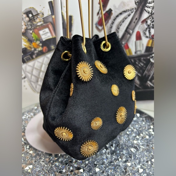 Embellished Velvet Bucket Bag NIP - Picture 4 of 13